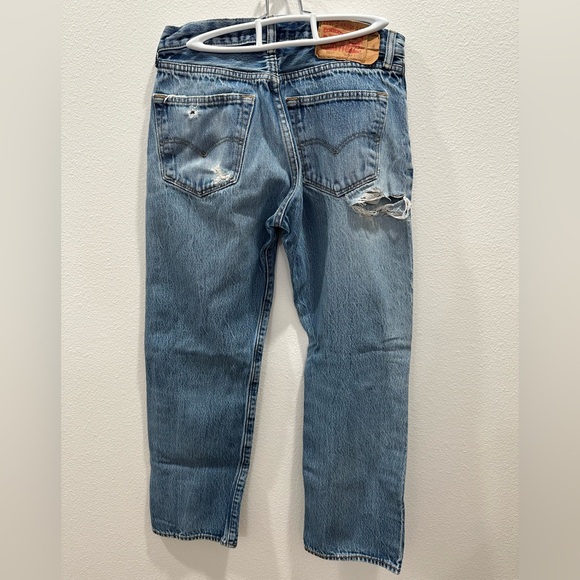 Levi's vintage 501 Distressed Light Blue Straight Leg Jeans 32x30 red tab - Picture 3 of 7